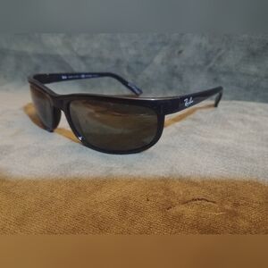 Ray-Ban Black RB 2027